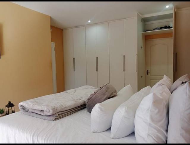 3 BEDROOM PROPERTY TO RENT IN CAVERSHAM GLEN